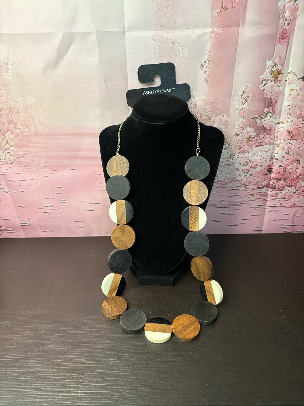 Ashley Stewart wooden necklace bold geometric design multi toner wood disk. New